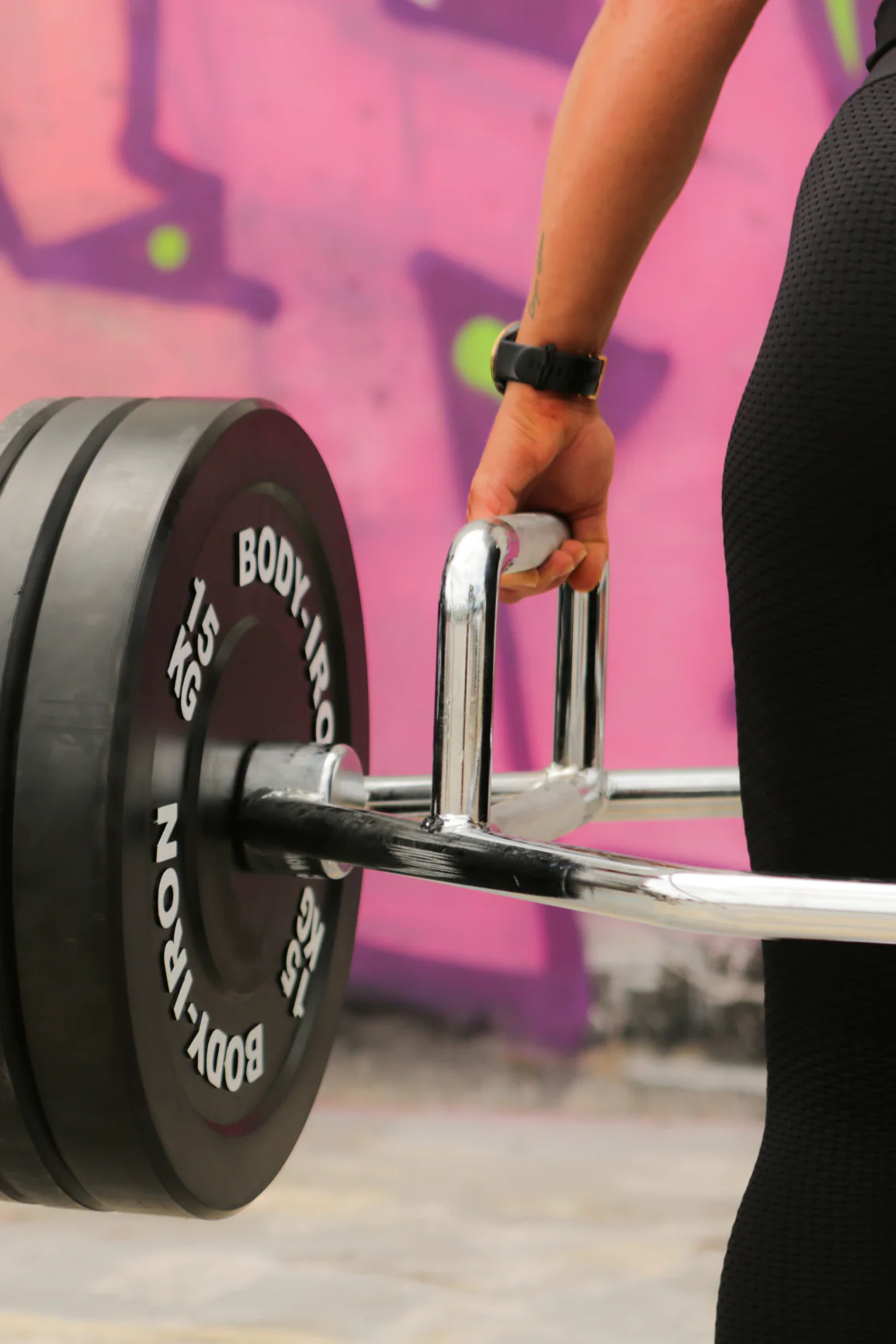 100kg Black Pro Bumper Plate Set - Image 7